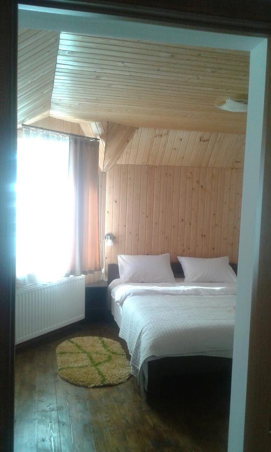 Cottage Palitra Jablunyzja Exterior foto